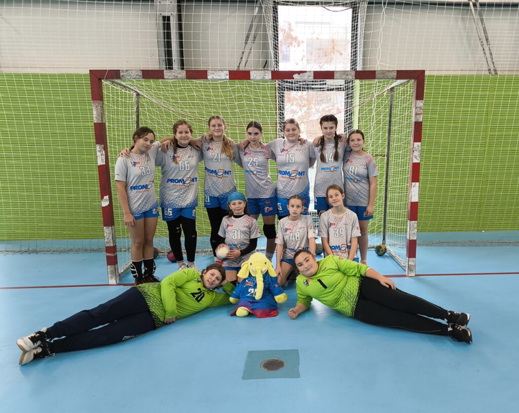 Mladší žákyně z Poděbrad svedly bojovné zápasy v Mělníce