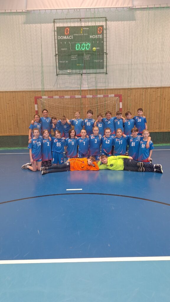 Minižáci ovládli turnaj, minižákyně bojovaly srdcem!