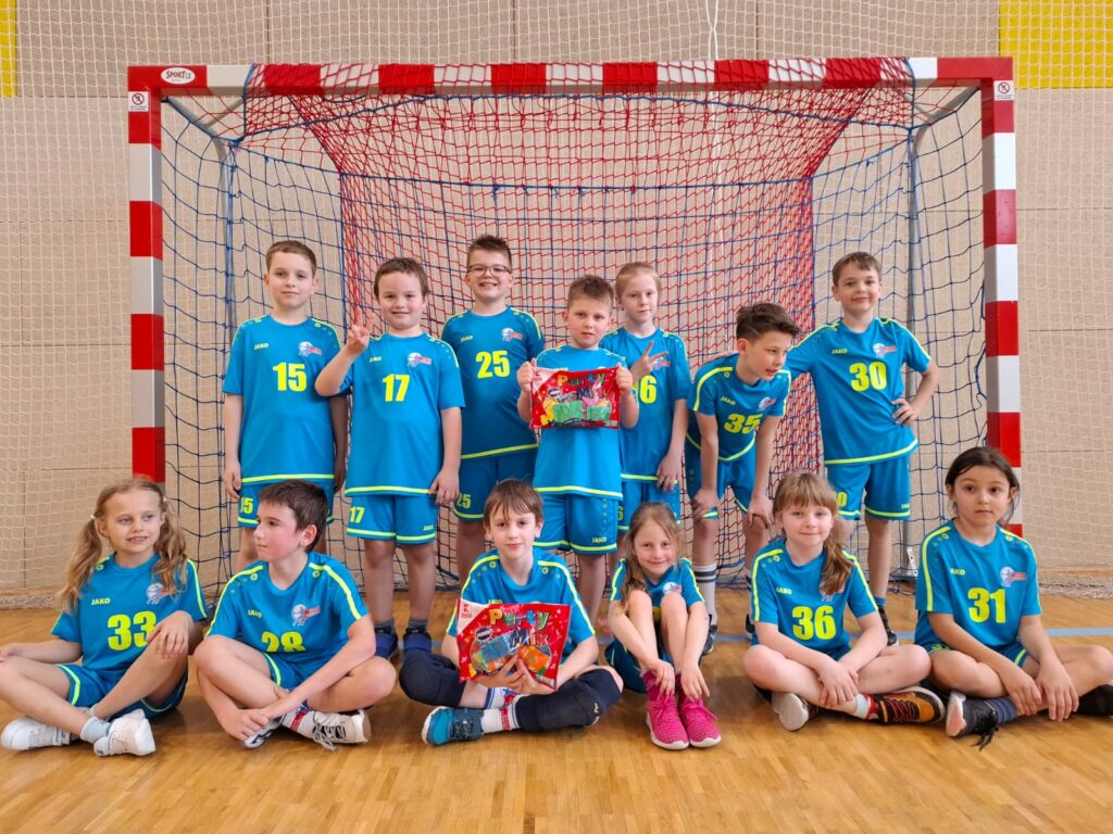 Domácí turnaj přípravky v Poděbradech: plná hala, radost ze hry a první zkušenosti