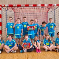 Domácí turnaj přípravky v Poděbradech: plná hala, radost ze hry a první zkušenosti