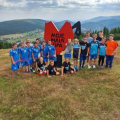 Léto ve znamení sportu: Házená Poděbrady připravila dětem prázdniny plné pohybu, zážitků i tvrdé práce