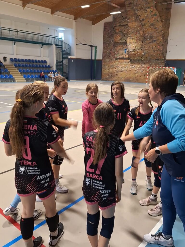 Mladší žákyně Házená Poděbrady sbíraly další cenné zkušenosti v Kutné Hoře