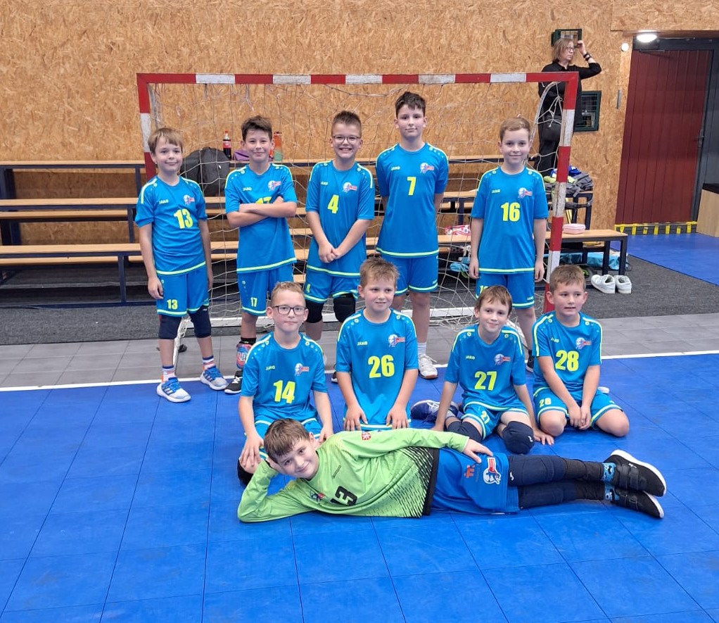 Minižáci Házené Poděbrady válčili v Úvalech! Dvě družstva, dvanáct zápasů a nekonečné nasazení