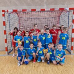 Domácí turnaj přípravek v Poděbradech: házenkářské nadšení, premiéry nováčků a skvělá atmosféra