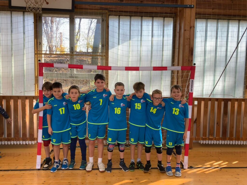 Minižáci Házené Poděbrady bojovali v Kutné Hoře! Každým zápasem rostli