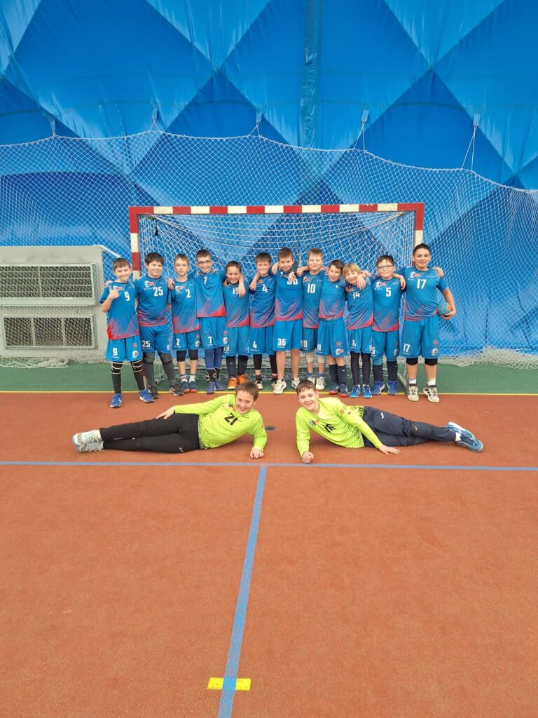 Poděbrady hostily 4. kolo Ještědské ligy. Mladší žáci potěšili fanoušky třemi výhrami a bojovným výkonem