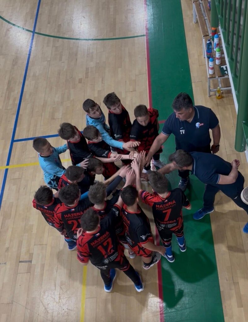 Mladší žáci Házené Poděbrady zvládli náročný vstup do jara. Ve Zruči vybojovali tři vítězství a posun na průběžné 3. místo