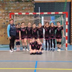 Mladší žákyně Házené Poděbrady obstály v těžké konkurenci Házenkářského desetiboje